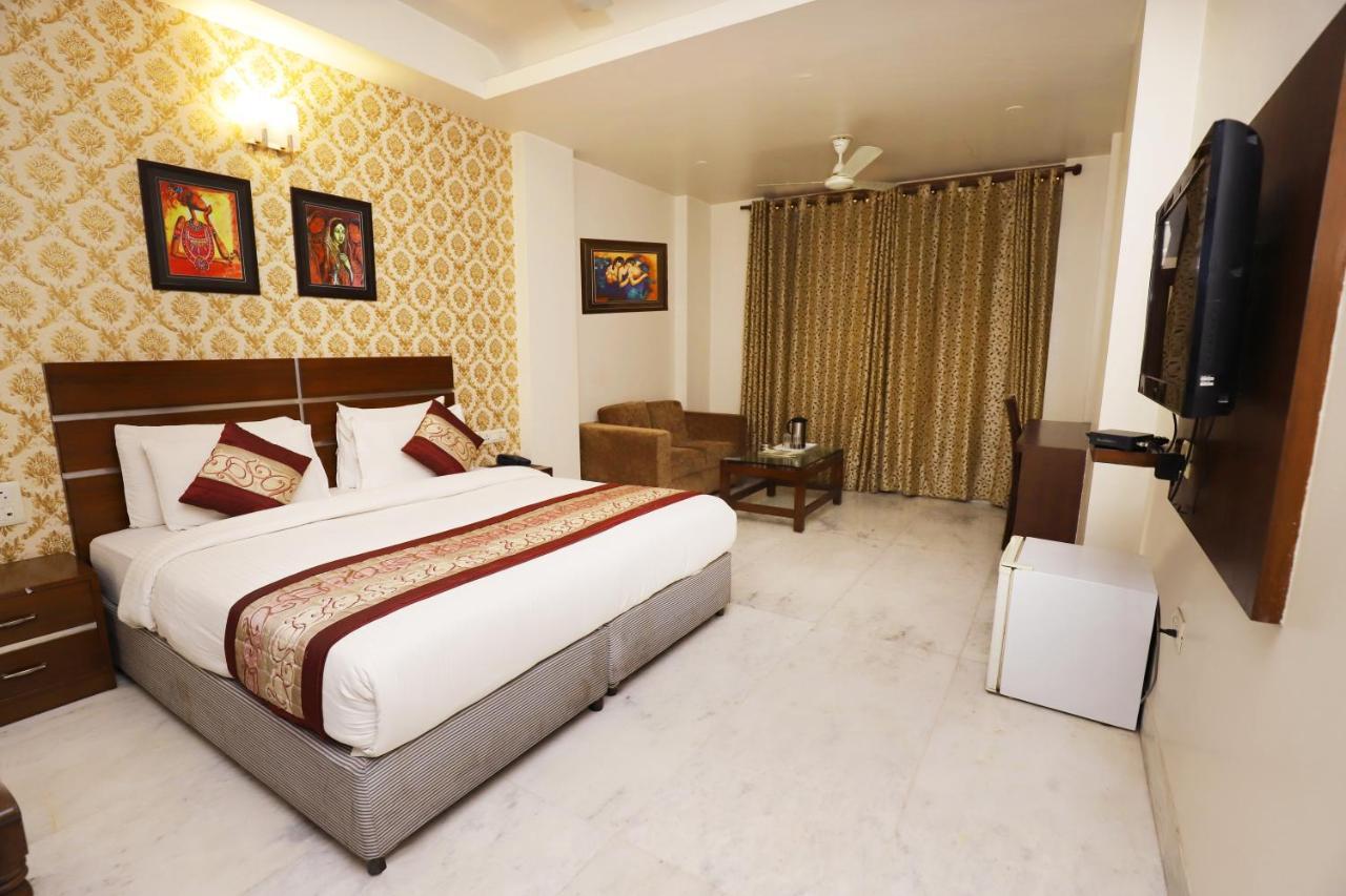 Hotel Shanti Villa Нью-Дели Экстерьер фото