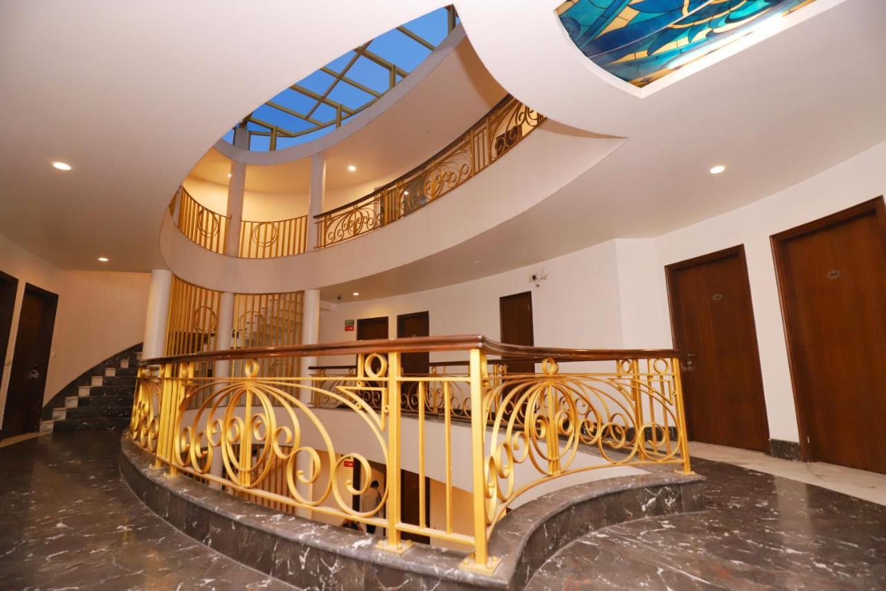Hotel Shanti Villa Нью-Дели Экстерьер фото