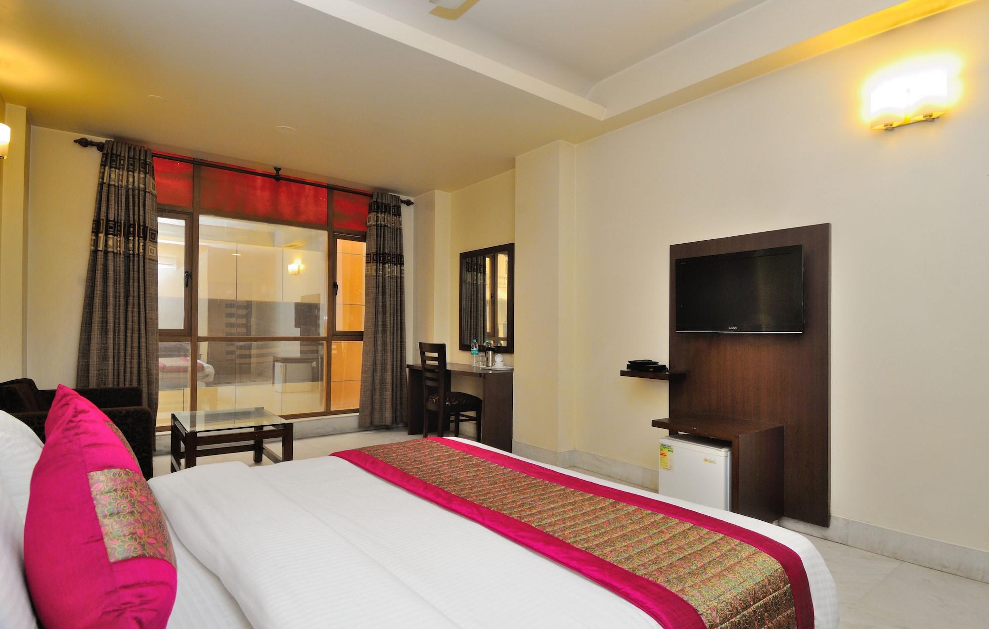 Hotel Shanti Villa Нью-Дели Экстерьер фото