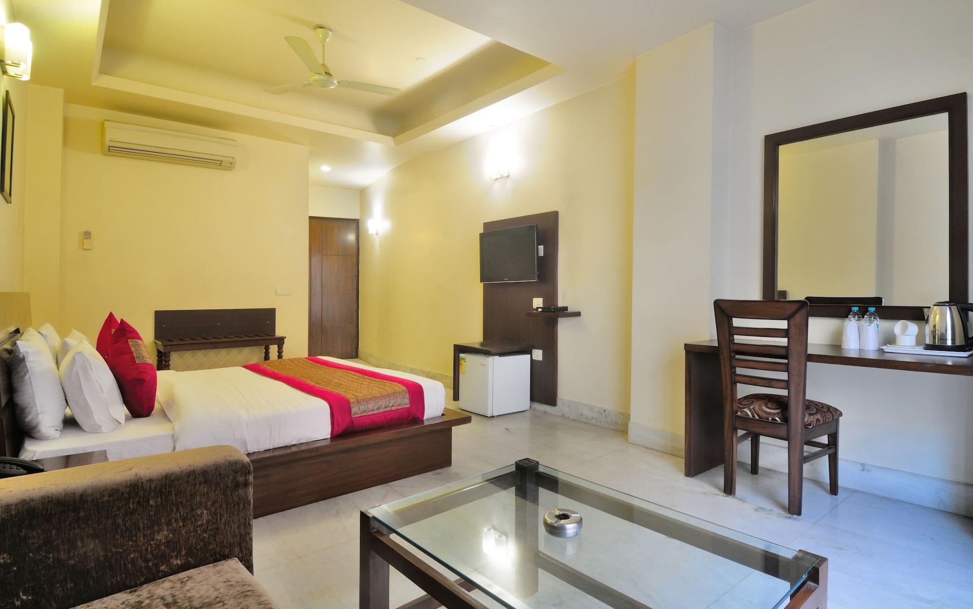 Hotel Shanti Villa Нью-Дели Экстерьер фото