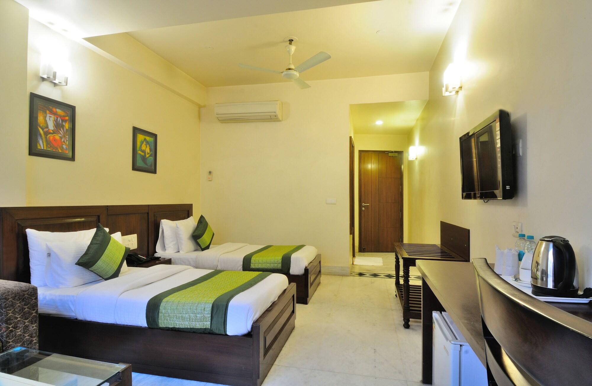 Hotel Shanti Villa Нью-Дели Экстерьер фото