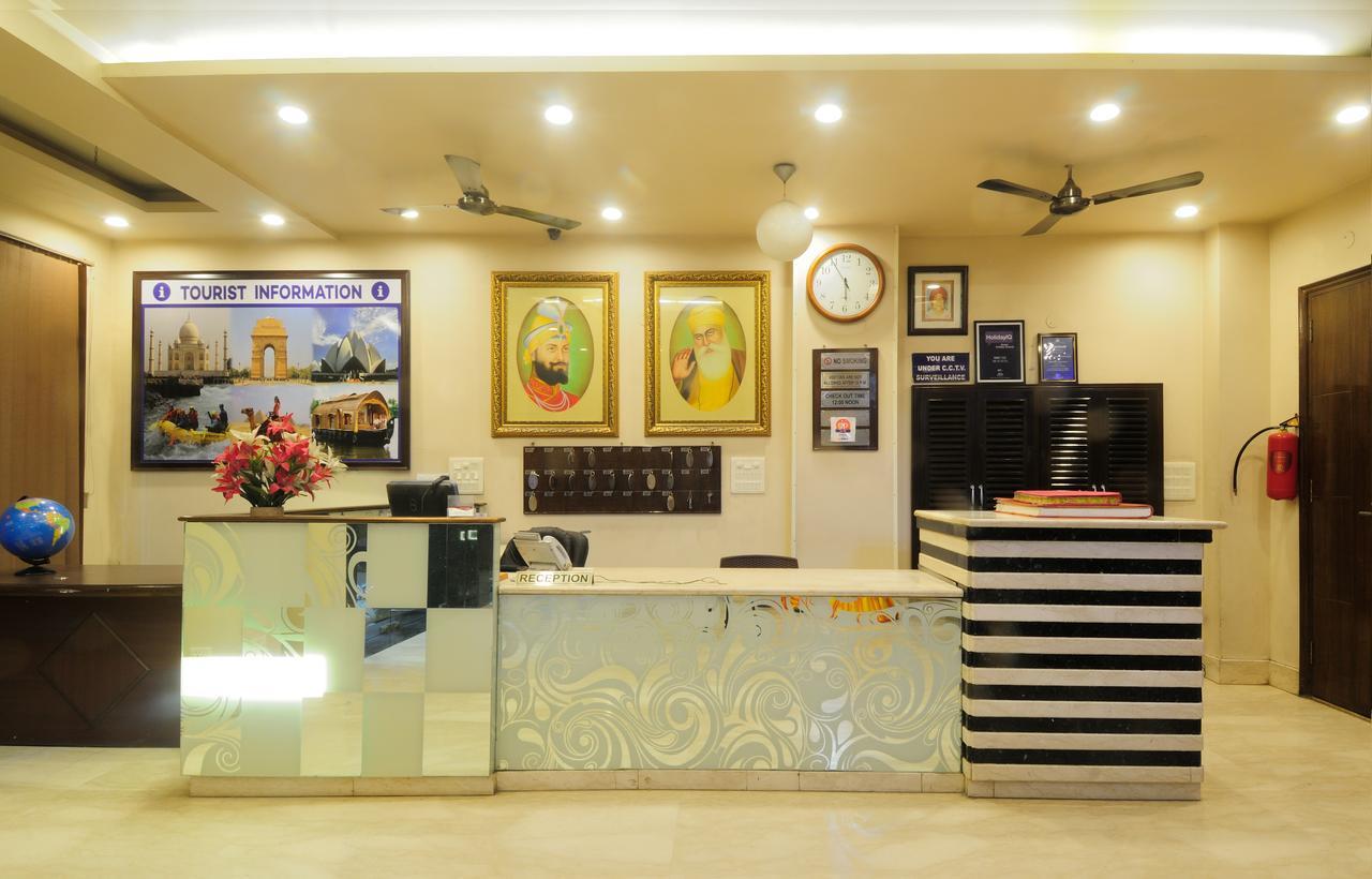 Hotel Shanti Villa Нью-Дели Экстерьер фото