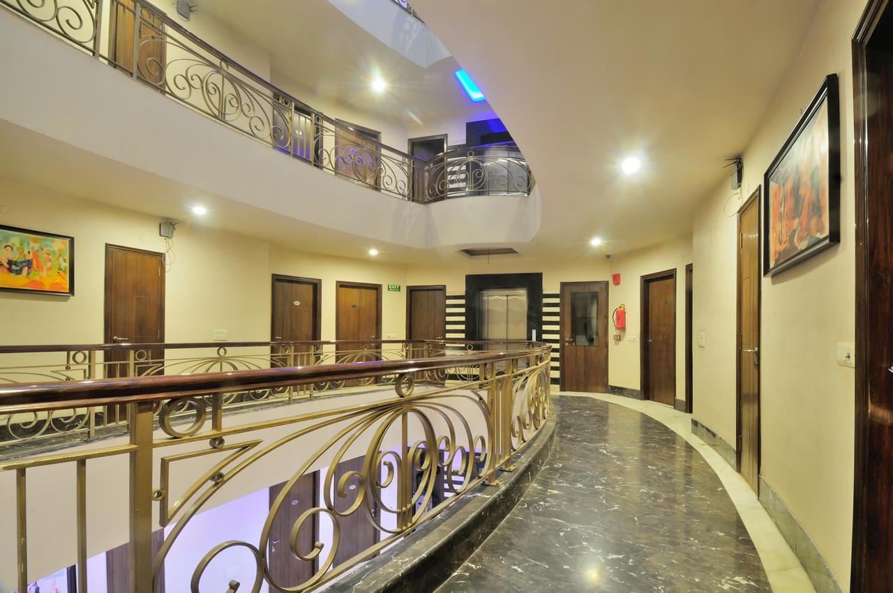 Hotel Shanti Villa Нью-Дели Экстерьер фото